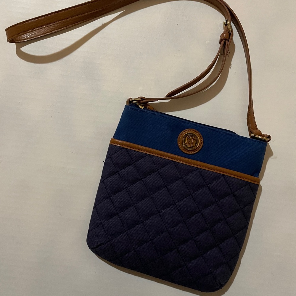Tommy Hilfiger crossbody